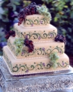 cake-grapes-swirl-vines